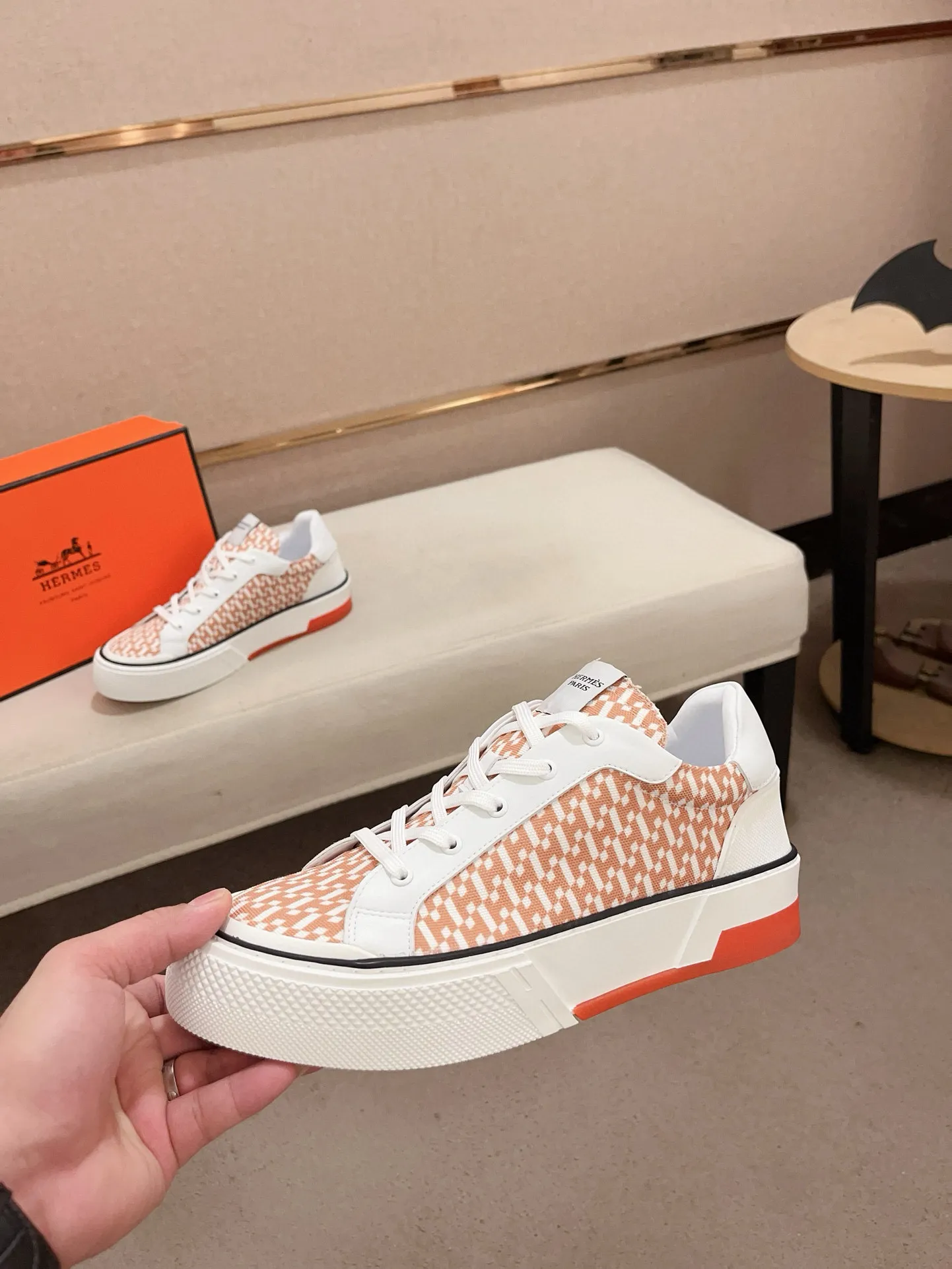 Men's clothing and shoes💰: 440💰《HERMES》【Classic Original Version】Hermès; Top 🔝 Purchasing Agency 🔍🔍Latest 🇺🇸Sold simultaneously at counters, original imported from Italy ▲▲Cow leather▲ ▲Exquisite workmanship (Italian 🇮🇹imported water-dyed 🐂cowhide lining) sole: original sole provided by the original factory, ⚠️exclusive double-layer activity·TPR·rubber·combined molded outsole; Code number: 38-46